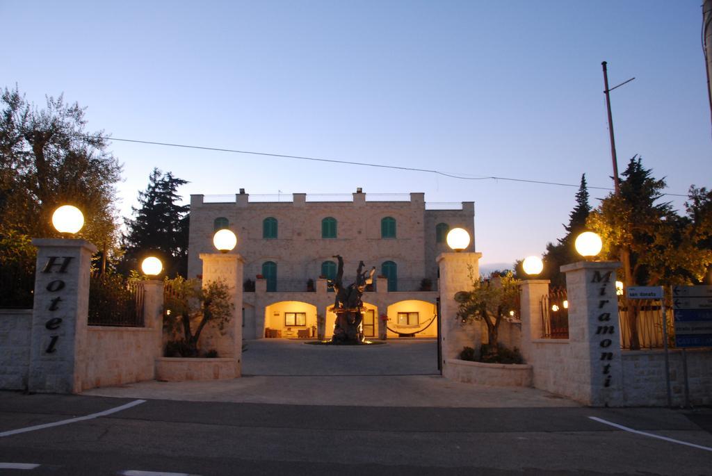 Hotel Castel Miramonti Selva Di Fasano Extérieur photo